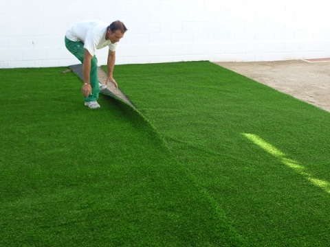 Beneficios de decorar con césped artificial: Descubre cuáles son